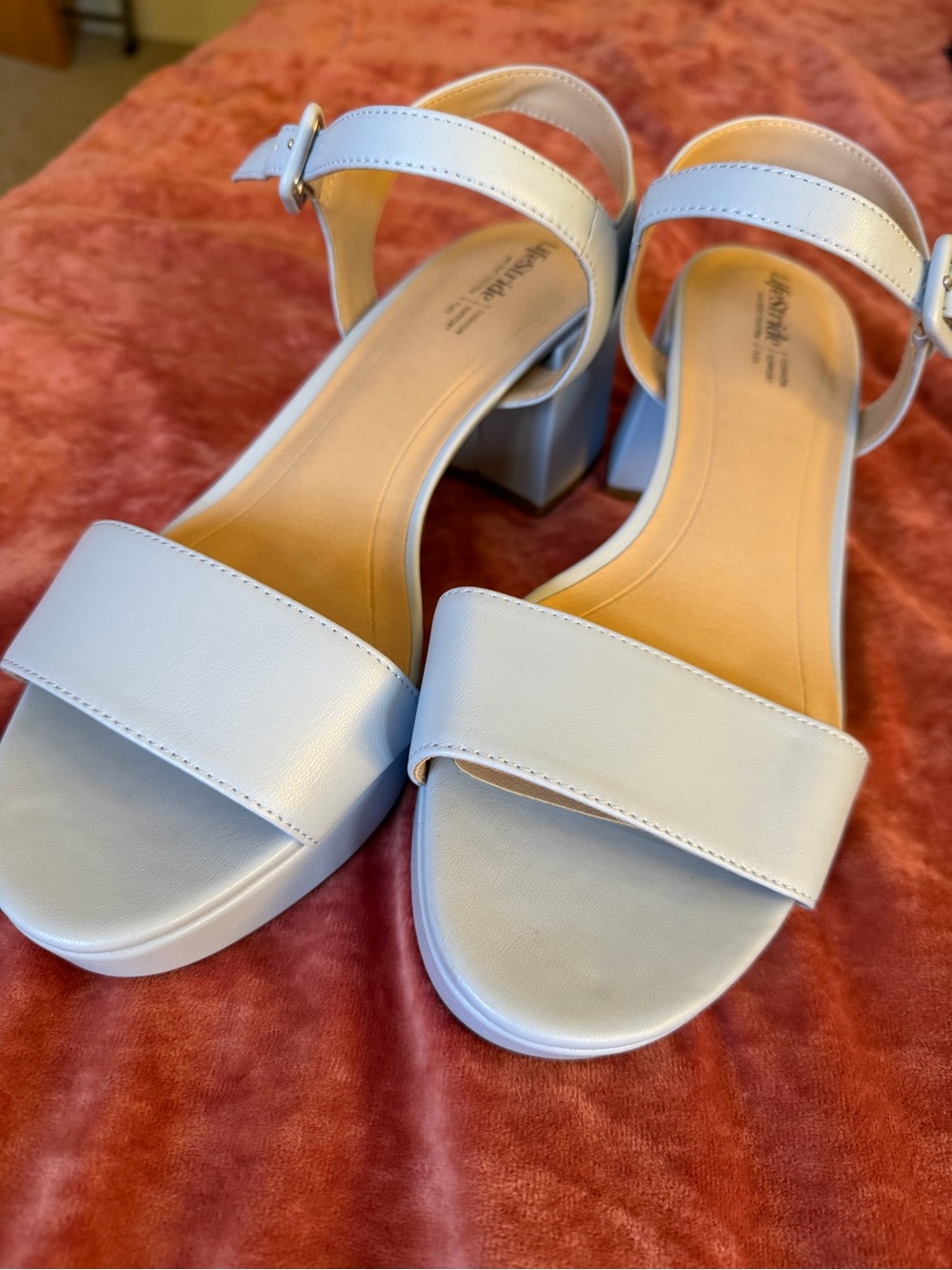 LifeStride Rhythmn Platform Heel - Light Blue - size 10 -LIKE NEW - Picture 3 of 8